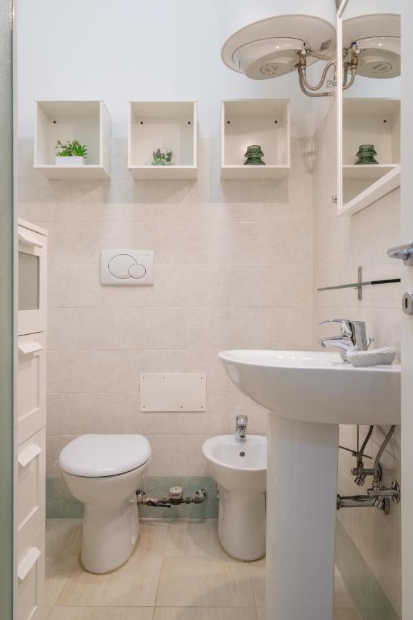 Galleria Del Toro Apartments Bologna Ngoại thất bức ảnh